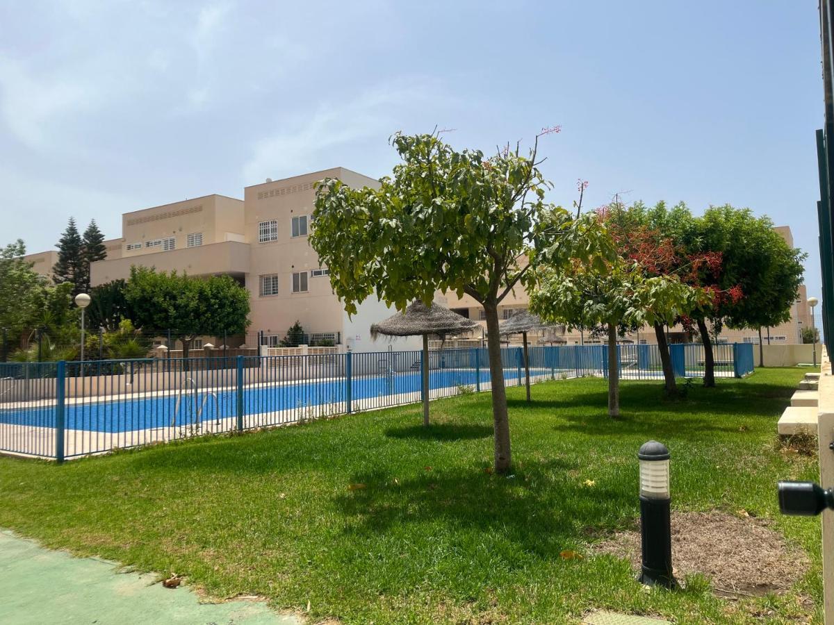 Toyo Golf Apartment