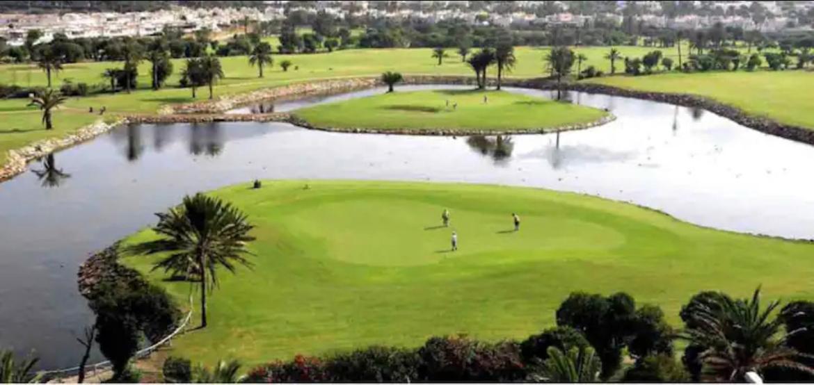 Toyo Golf Apartment *